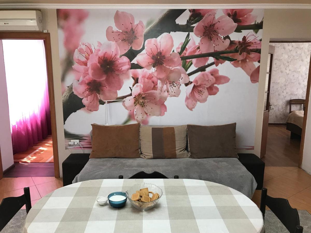 Hotel House Of Grace Reni Esterno foto