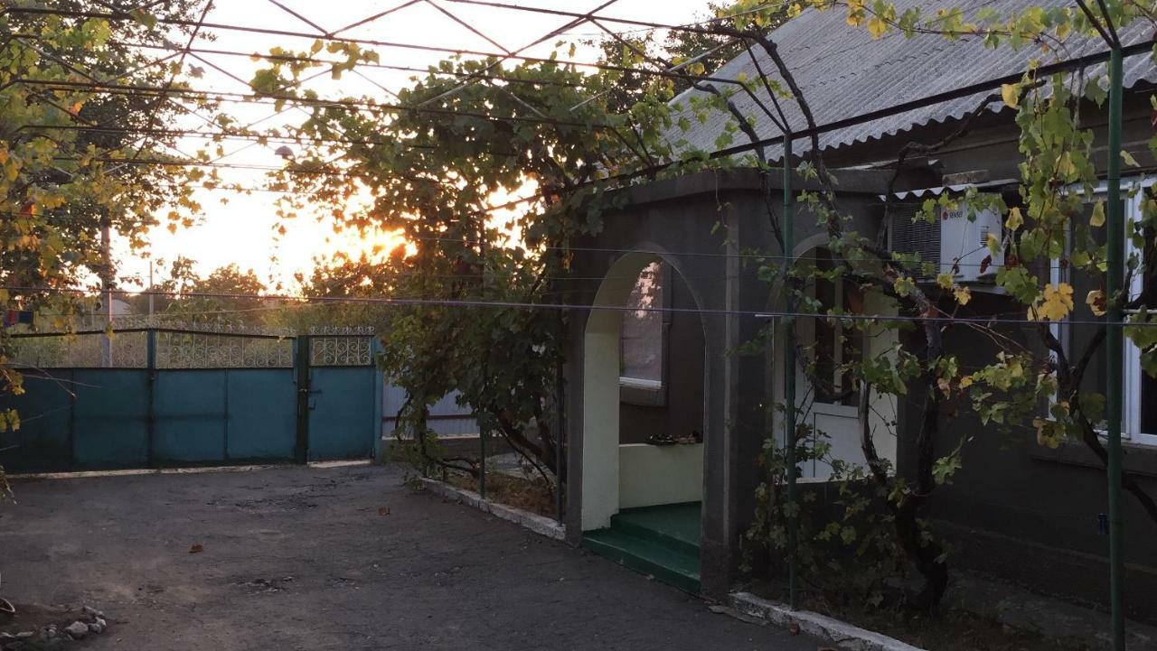 Hotel House Of Grace Reni Esterno foto
